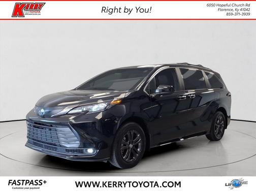 2024 Toyota Sienna Woodland Edition