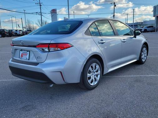 2026 Toyota Corolla Hybrid LE