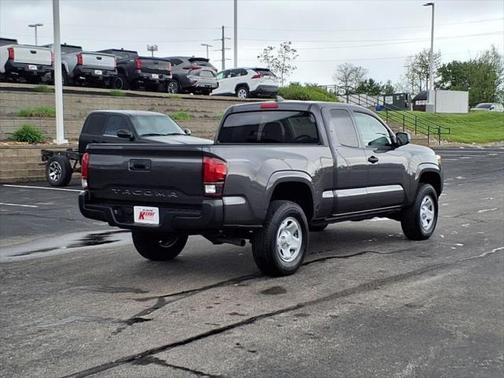 2022 Toyota Tacoma SR