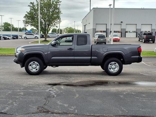 2022 Toyota Tacoma SR