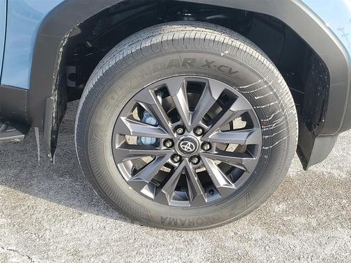 2026 Toyota Land Cruiser Base