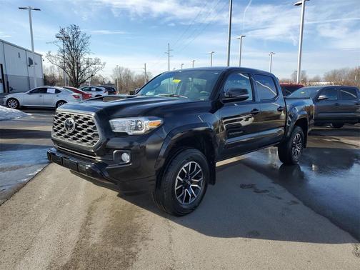 2023 Toyota Tacoma TRD Sport