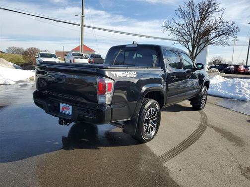 2023 Toyota Tacoma TRD Sport