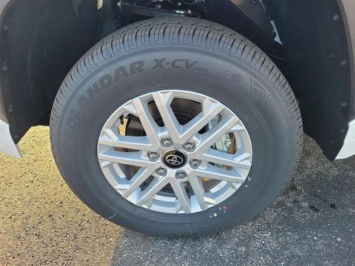 2025 Toyota Tundra SR5