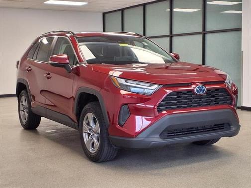 2022 Toyota RAV4 Hybrid XLE