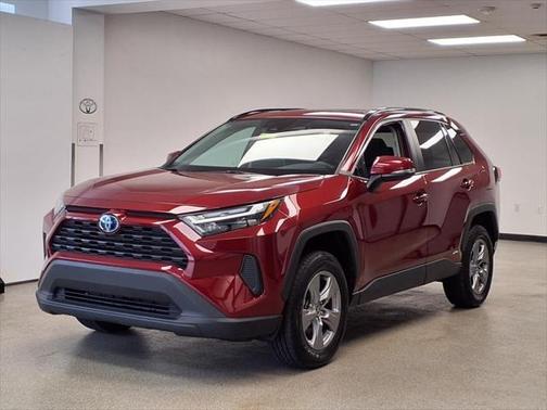 2022 Toyota RAV4 Hybrid XLE