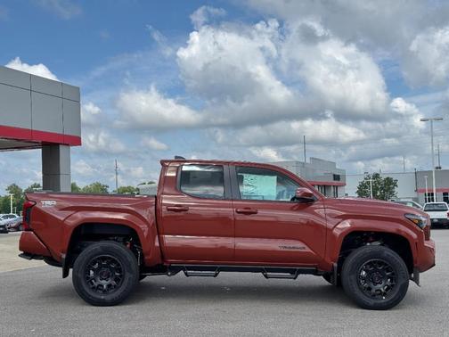 2025 Toyota Tacoma TRD Sport