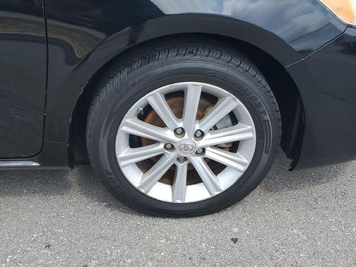 Attitude Black Metallic 2014 Toyota Camry XLE