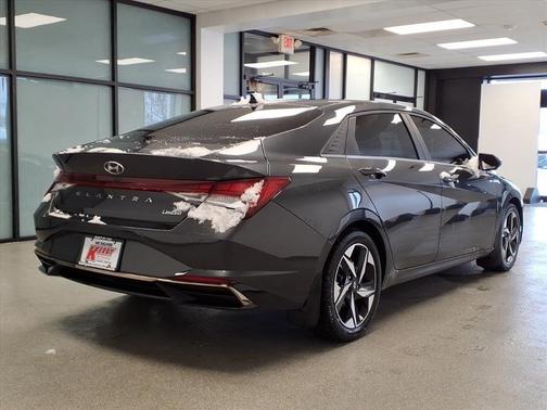 2021 Hyundai ELANTRA Limited
