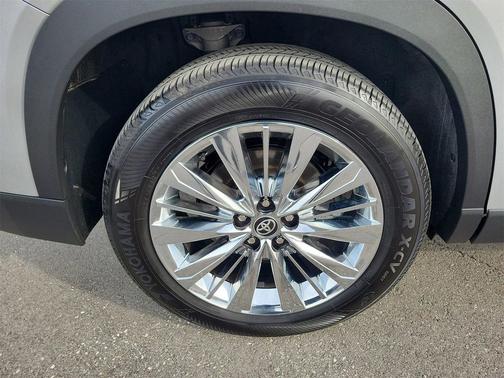 2024 Toyota Grand Highlander Platinum