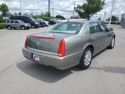 Tuscan Bronze ChromaFlair 2011 Cadillac DTS Base