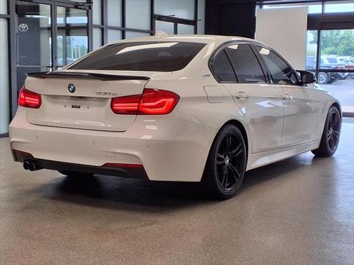 2017 BMW 330e iPerformance