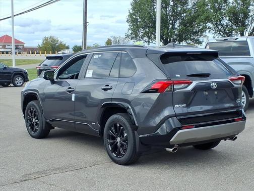 2025 Toyota RAV4 Hybrid SE