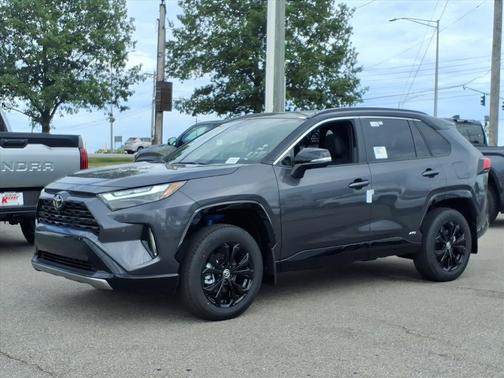 2025 Toyota RAV4 Hybrid SE