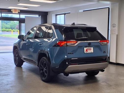 2024 Toyota RAV4 Hybrid SE