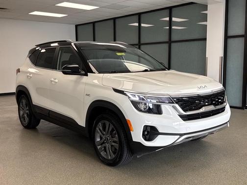 2023 Kia Seltos S