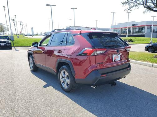 2023 Toyota RAV4 Hybrid XLE