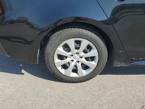 Midnight Black Metallic 2024 Toyota Corolla LE