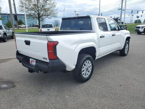 Ice 2026 Toyota Tacoma SR