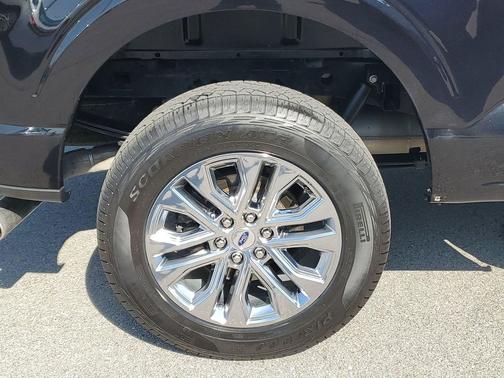 Agate Black Metallic 2024 Ford F-150 XLT