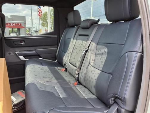 2025 Toyota Tundra Hybrid Platinum