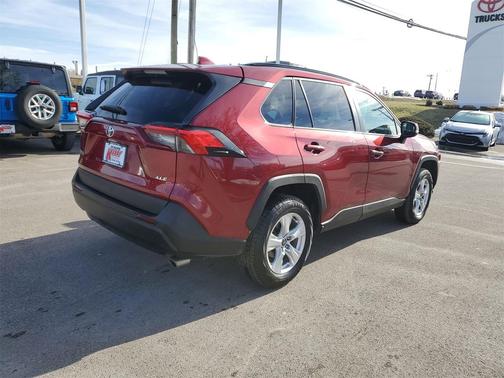 2020 Toyota RAV4 XLE