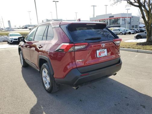 2020 Toyota RAV4 XLE