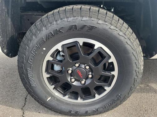 2025 Toyota Tacoma Hybrid TRD Off Road