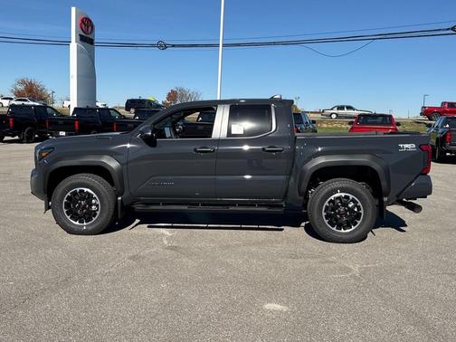 2025 Toyota Tacoma TRD Off Road