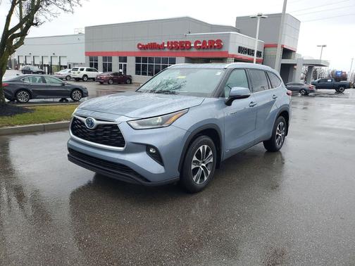 2021 Toyota Highlander Hybrid XLE