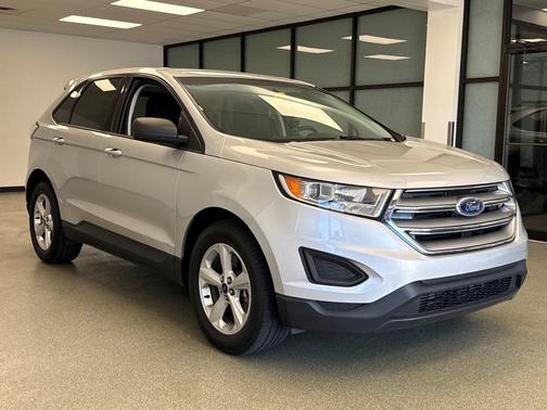 2017 Ford Edge SE