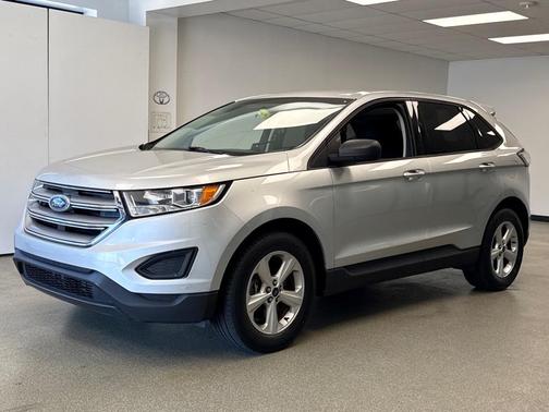 2017 Ford Edge SE