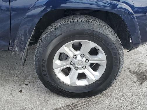 2024 Toyota 4Runner SR5