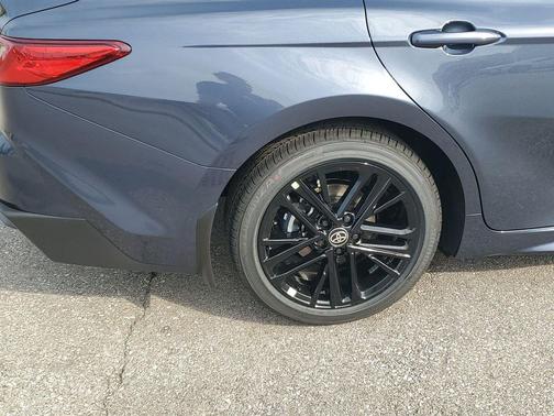 Dark Cosmos 2026 Toyota Camry SE