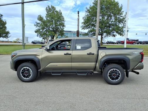 2025 Toyota Tacoma TRD Off-Road