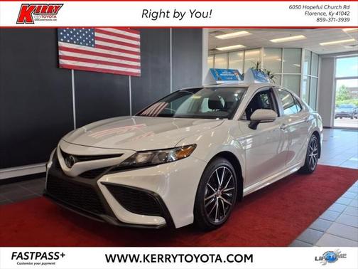2023 Toyota Camry SE