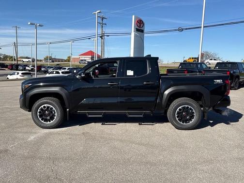 2025 Toyota Tacoma TRD Off-Road