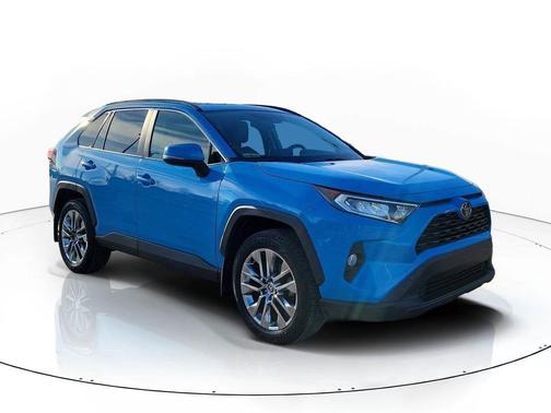 2020 Toyota RAV4 XLE Premium