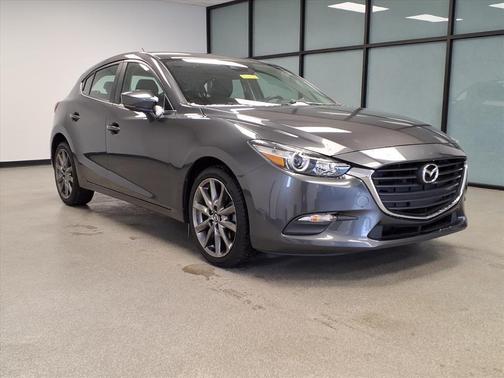 2018 Mazda Mazda3 Touring