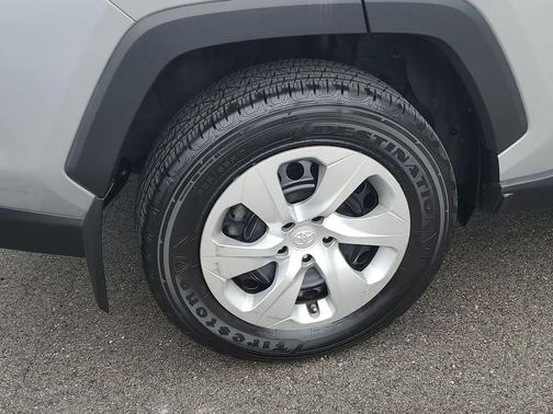 Silver Sky Metallic 2023 Toyota RAV4 LE