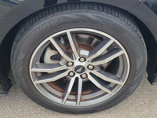 2015 Ford Mustang EcoBoost Premium