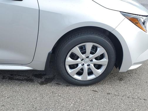 Classic Silver Metallic 2026 Toyota Corolla LE