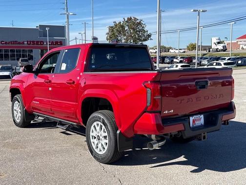2025 Toyota Tacoma SR5