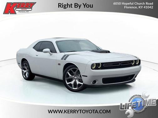 Ivory White Tri-Coat Pearl 2015 Dodge Challenger R/T Plus