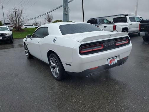 Ivory White Tri-Coat Pearl 2015 Dodge Challenger R/T Plus
