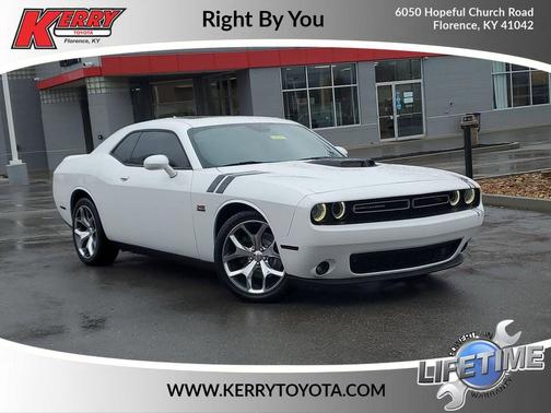 Ivory White Tri-Coat Pearl 2015 Dodge Challenger R/T Plus