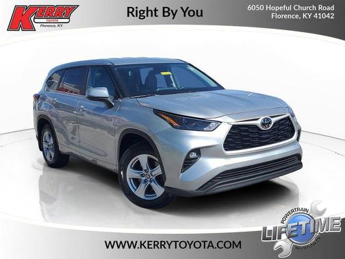 Celestial Silver Metallic 2023 Toyota Highlander LE
