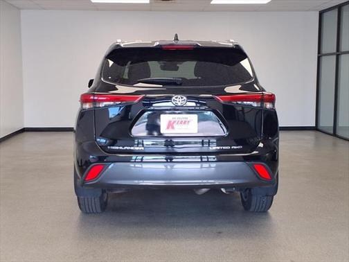 2023 Toyota Highlander Limited