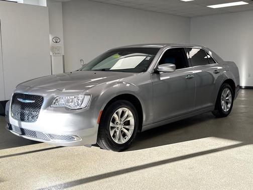 2015 Chrysler 300 Limited