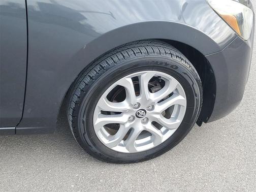 2017 Toyota Yaris iA Base